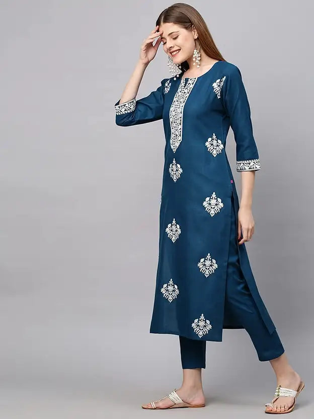 Women Viscose Rayon Kurta Pant Dupatta Set