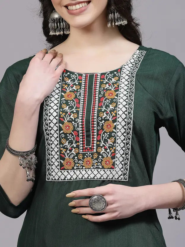 Women Viscose Rayon Kurta Pant Dupatta Set