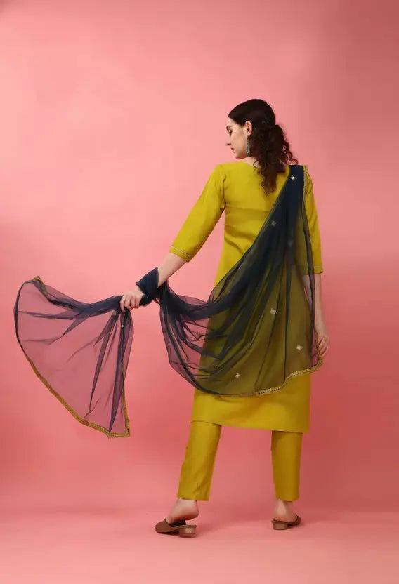 Women Viscose Rayon Kurti Pant Dupatta Set