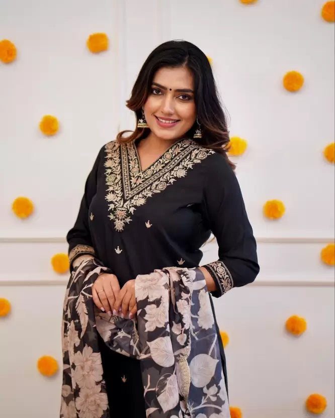 Women Viscose Rayon Kurta Pant Dupatta Set