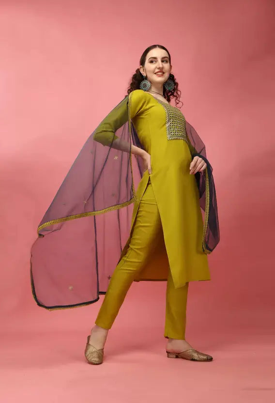 Women Viscose Rayon Kurti Pant Dupatta Set