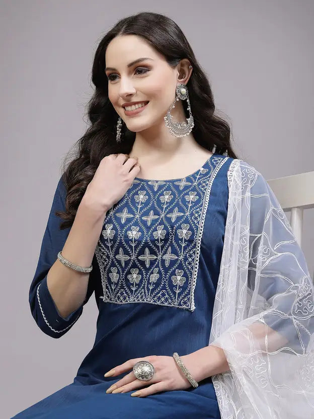 Women Viscose Rayon Kurta Pant Dupatta Set