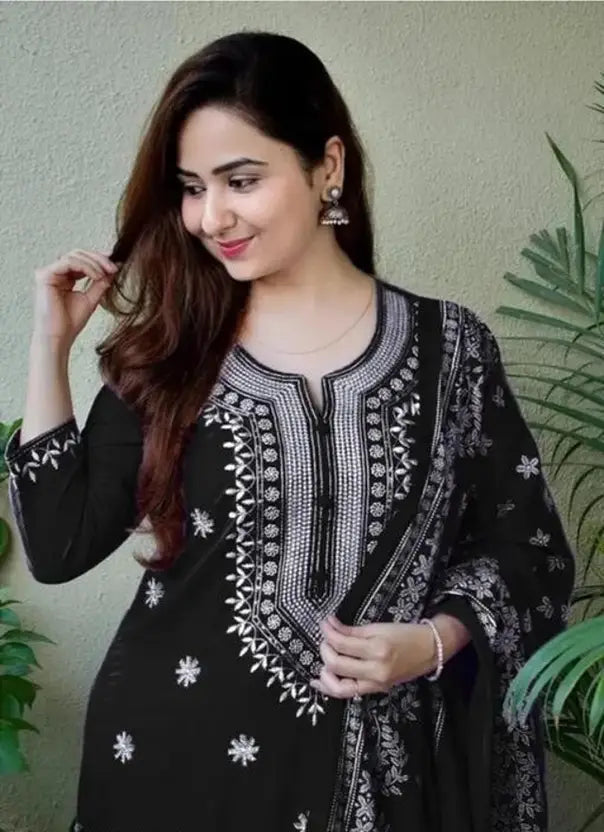 Women Viscose Rayon Kurta Pant Dupatta Set